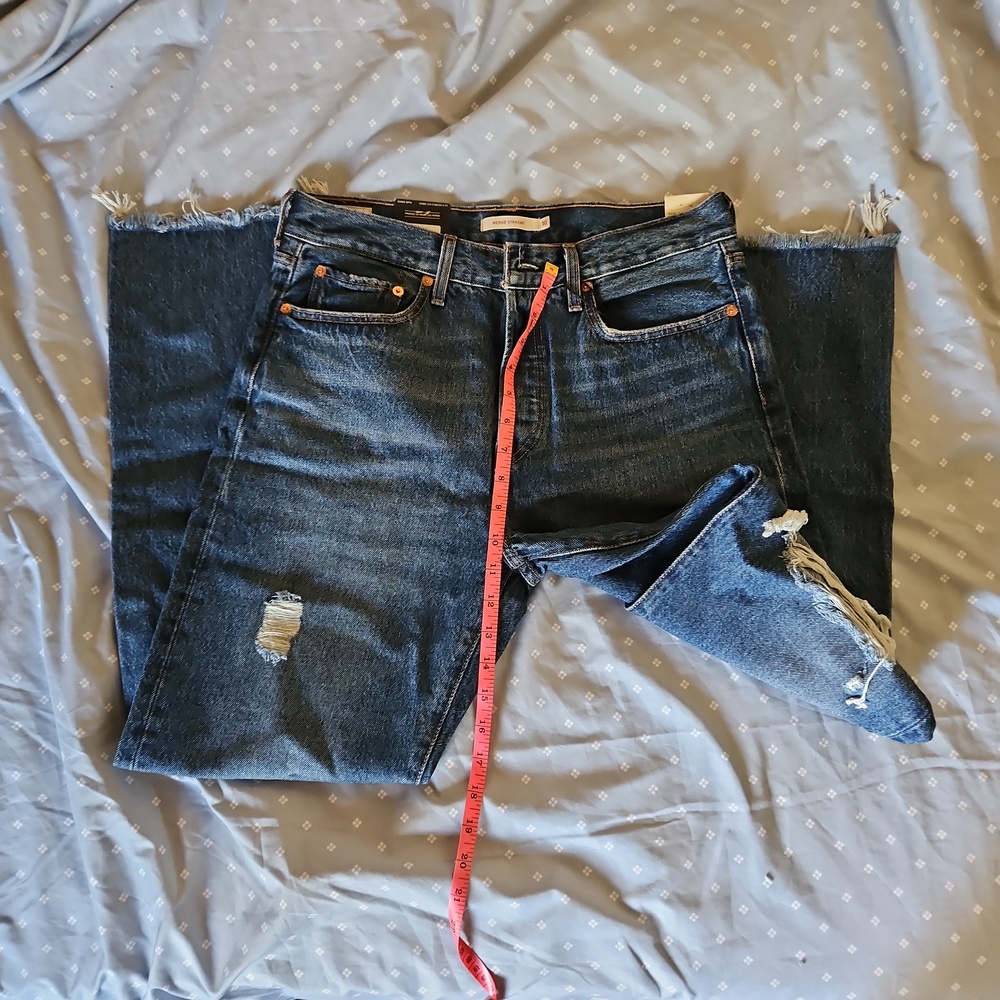 Levis wedgie straight jeans